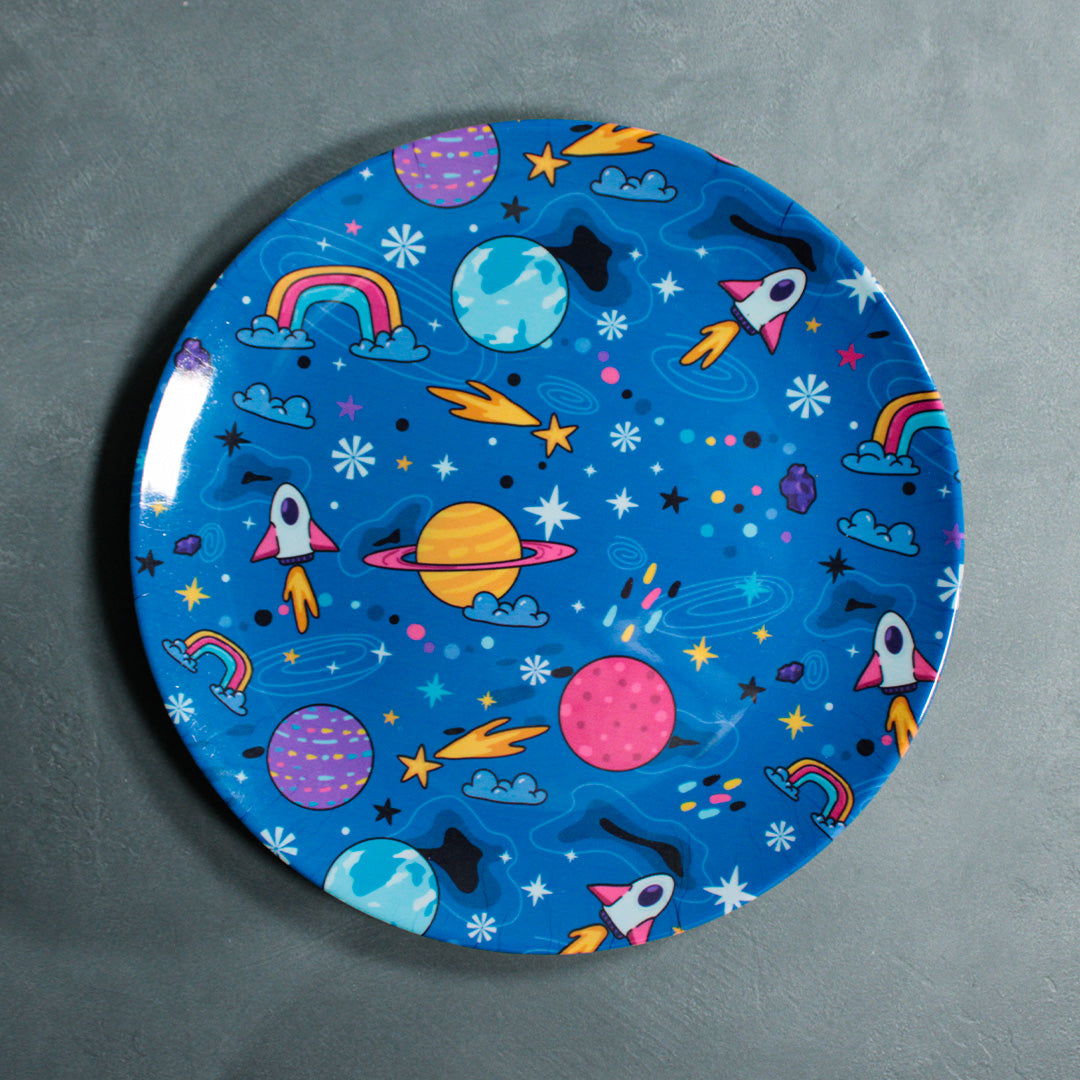 Space-themed round plate