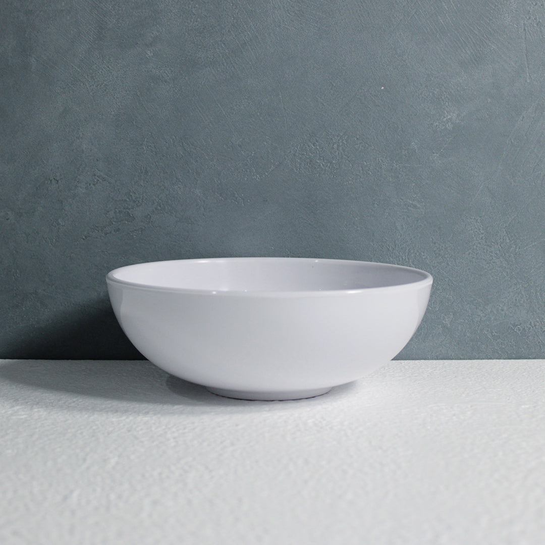 Wide – rim shallow bowl