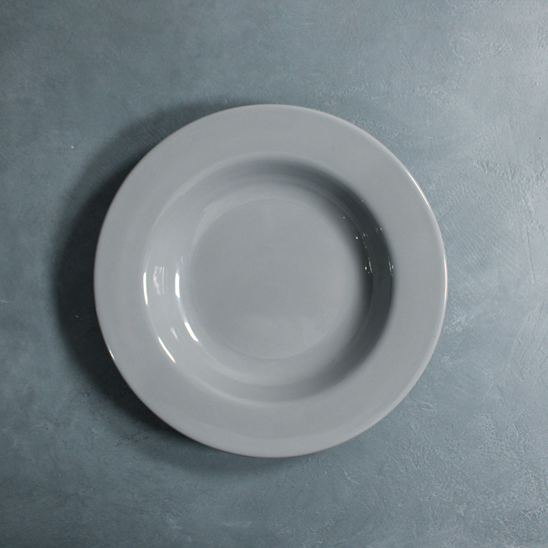 Shallow Wide-Rimmed Soup Bowl