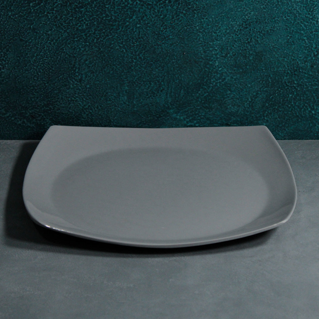Square rounded-edge serving plate